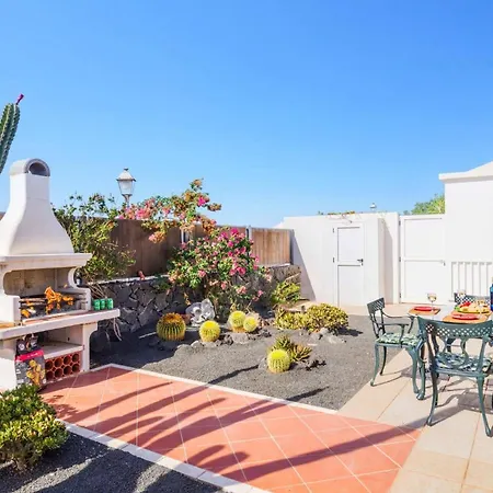 Castillo Del Aguila By Willa Playa Blanca (Lanzarote)