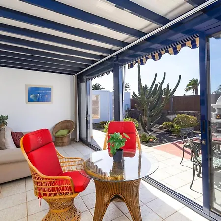 Castillo Del Aguila By *