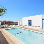 Castillo Del Aguila By *