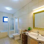 Вилла Castillo Del Aguila By