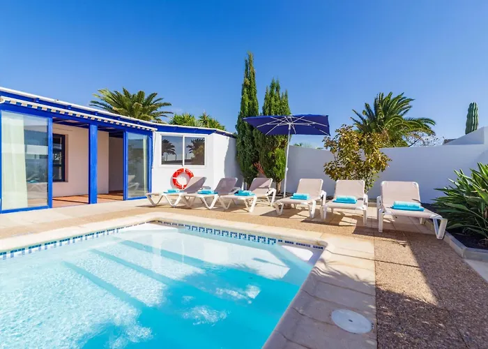 Castillo Del Aguila By * Playa Blanca