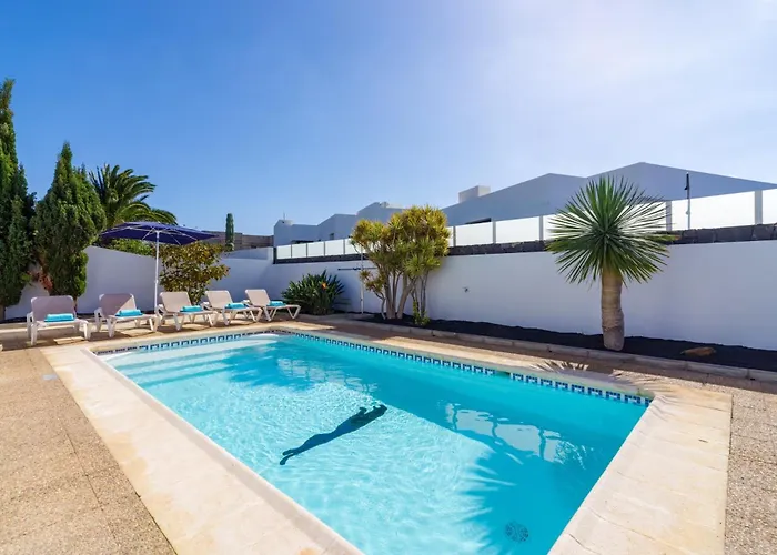 Castillo Del Aguila By