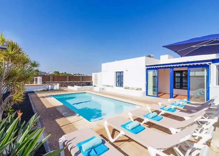 Castillo Del Aguila By فيلة *