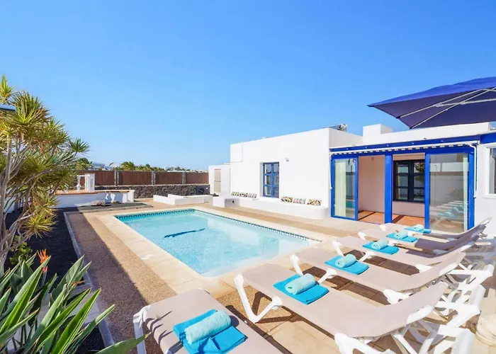 فيلة Castillo Del Aguila By