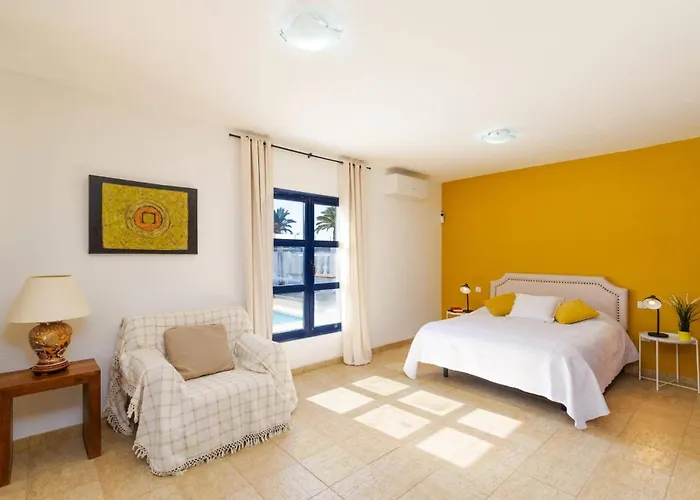 Castillo Del Aguila By بلايا بلانكا