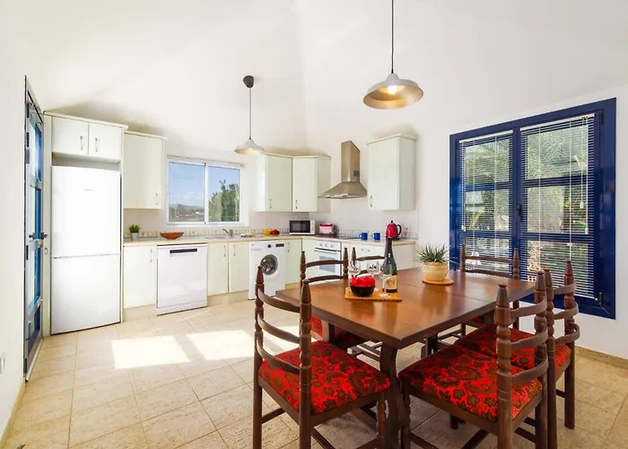 Castillo Del Aguila By فيلة بلايا بلانكا